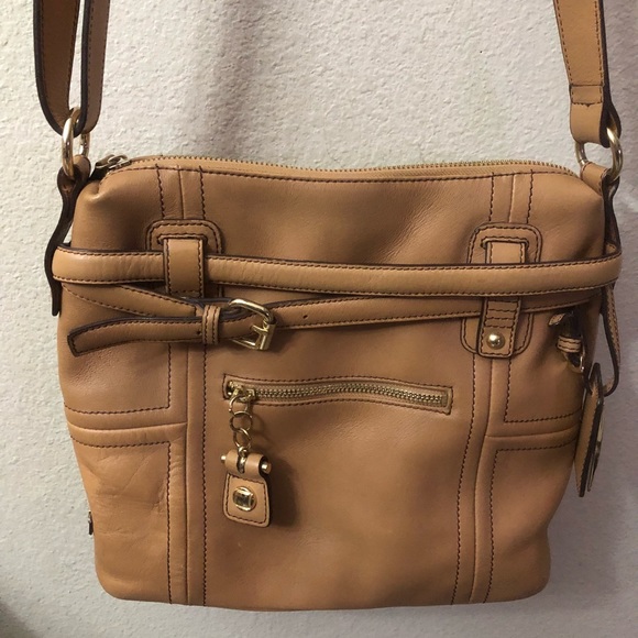 Etienne Aigner Handbags - Etienne Aigner Vintage Leather Crossbody Handbag